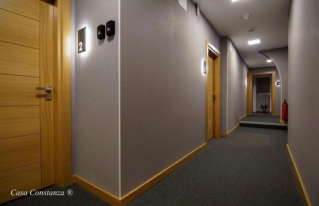 Casa Constanza Hotel Garni-1